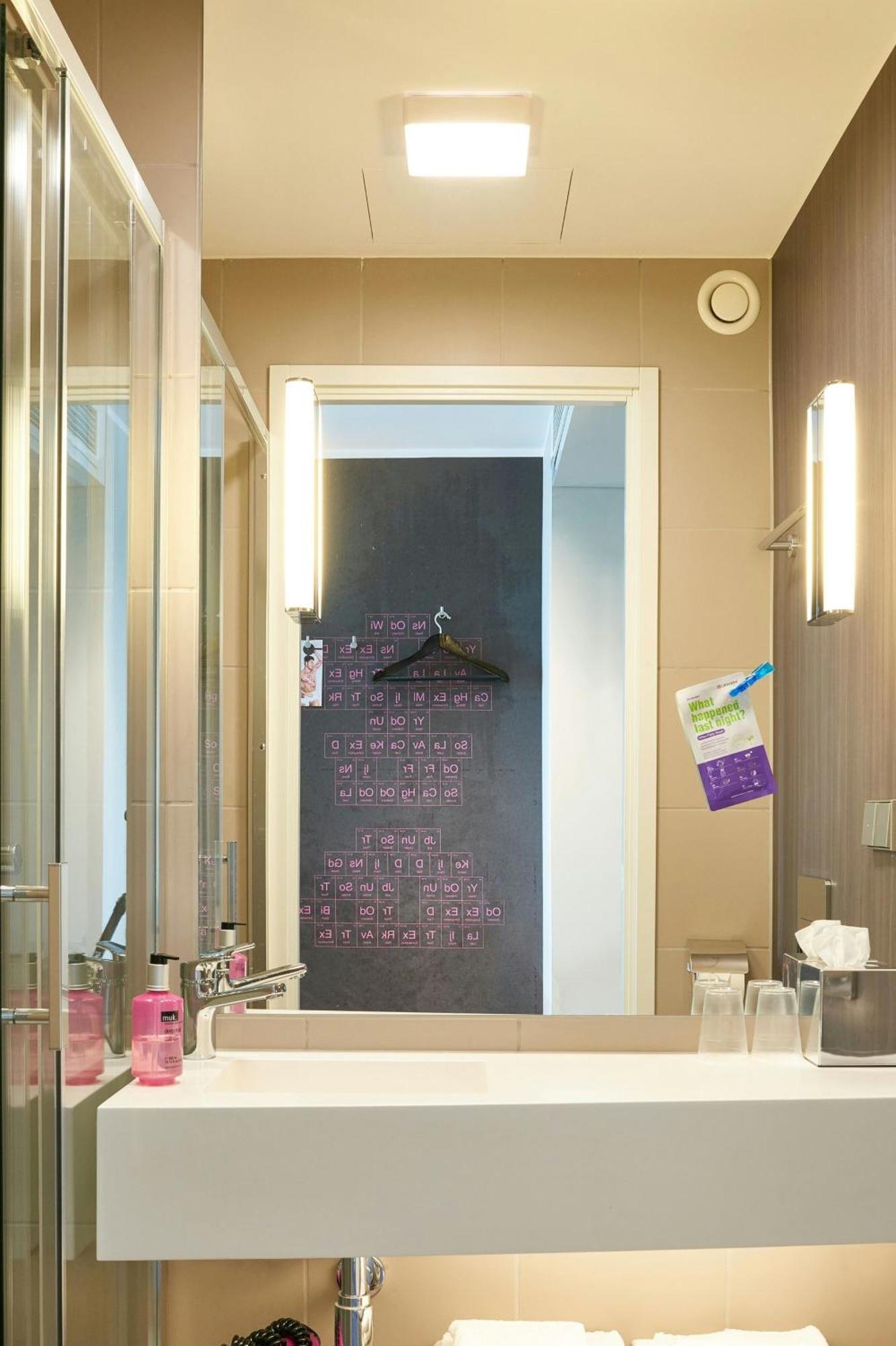 Moxy London Heathrow Airport Hounslow