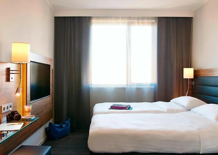 Moxy London Heathrow Airport